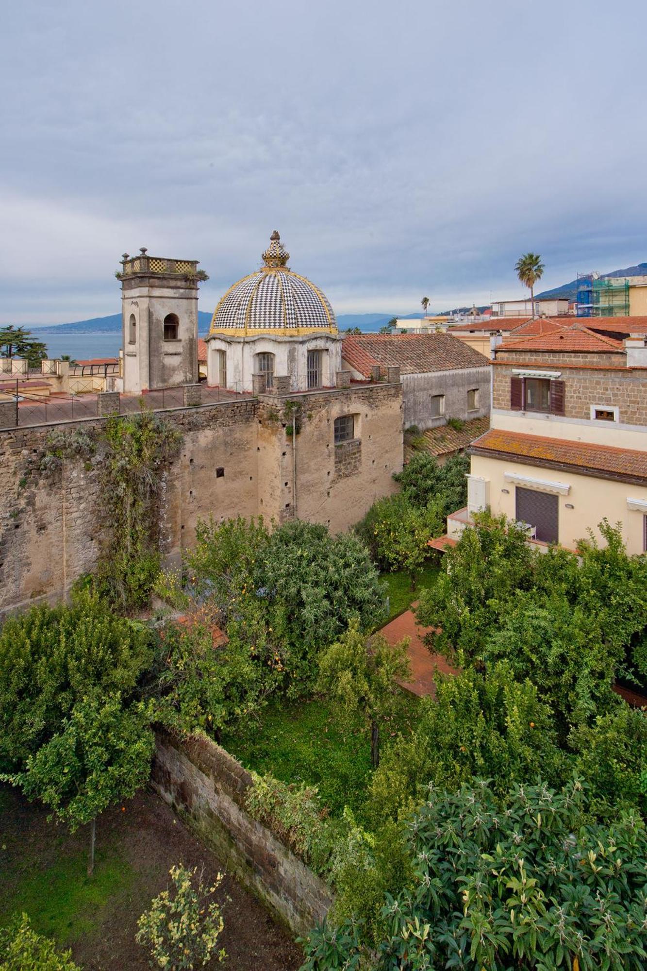 La Viuzza Bed & Breakfast Sorrento Exterior photo