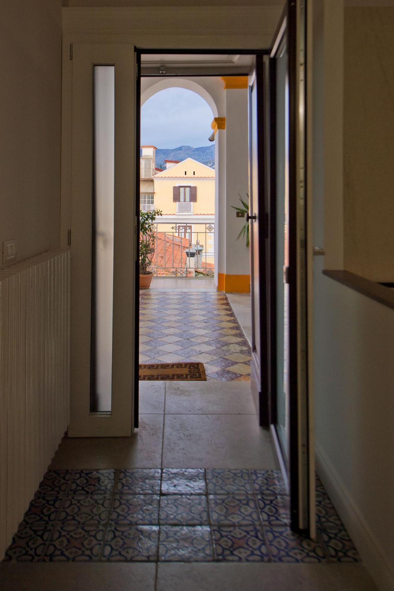 La Viuzza Bed & Breakfast Sorrento Exterior photo